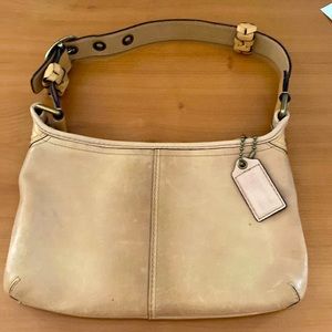 Coach purse - like new